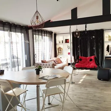 Romantique Avec Coeur A Corps 44 La Plaine-sur-Mer